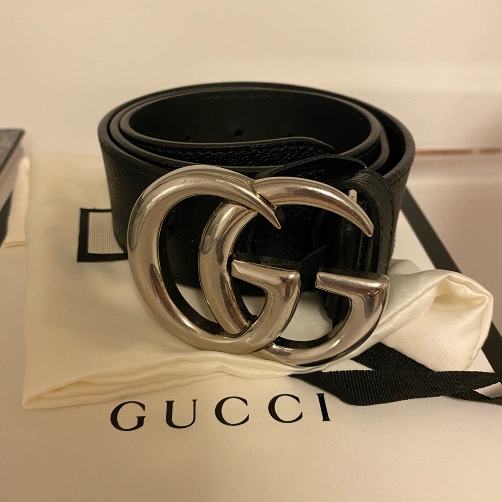 Gucci Calfskin Leather belt with Double G Buckle